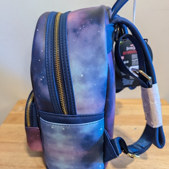 Loungefly Backpack Glow In the Dark Marvel Doctor Strange Multiverse Madness - Picture 2 of 5